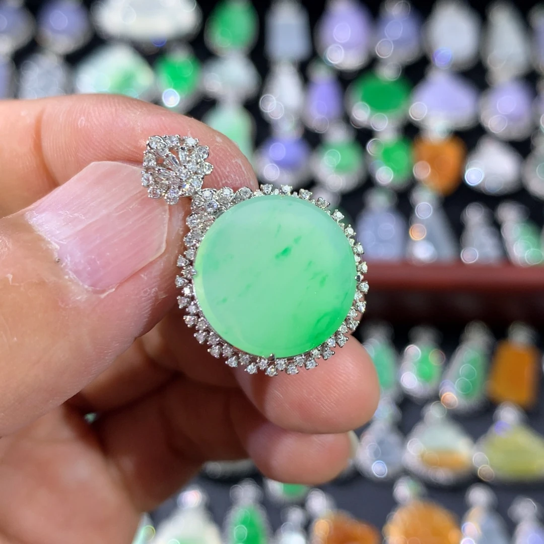 翡翠18K金镶嵌吊坠(不含链)