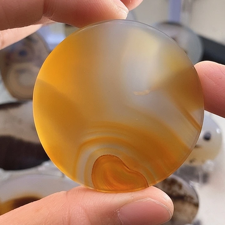 玛瑙/玉髓颈饰未镶嵌