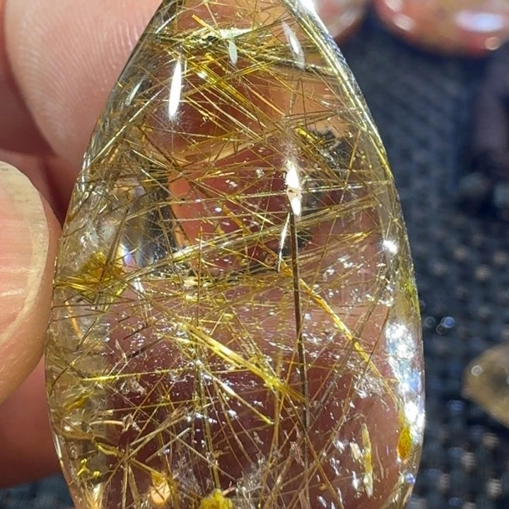水晶吊坠(不含链)未镶嵌龙*