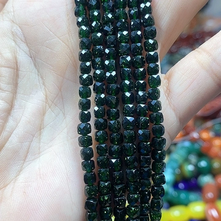 玛瑙/玉髓未镶嵌珠宝半成品绿沙切面方糖卡4mm