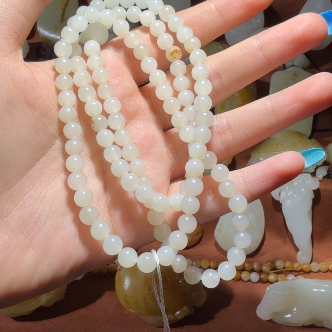 绿***踪和田玉未镶嵌颈饰