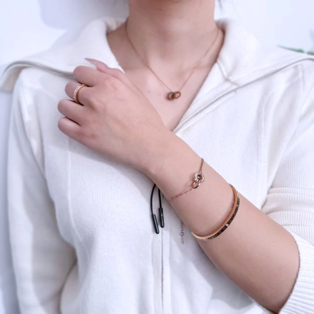 钛钢项链 【四件组合】时尚项链饰品套装罗马数字组合款网红同款