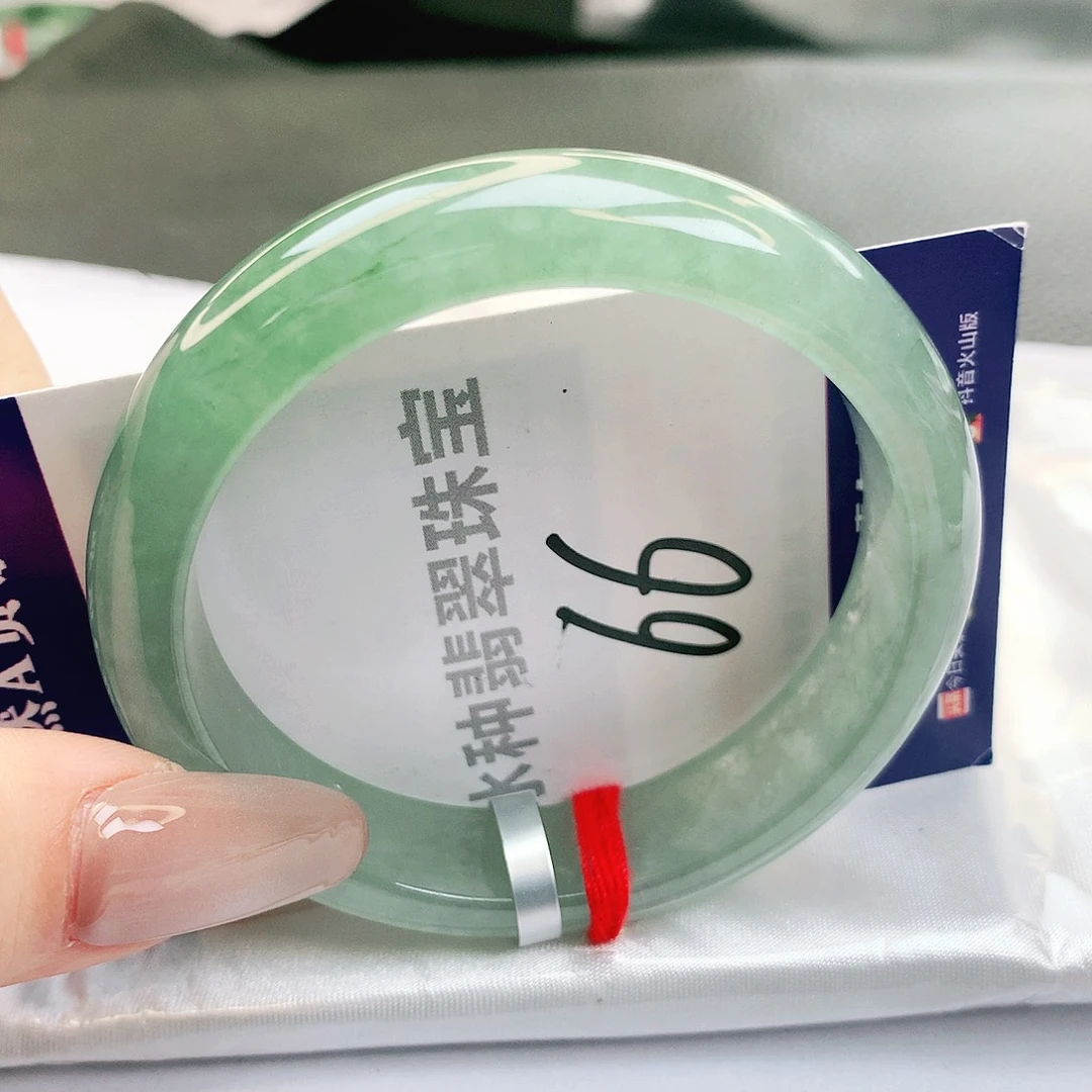 翡翠未镶嵌手镯缅甸天然a货翡翠