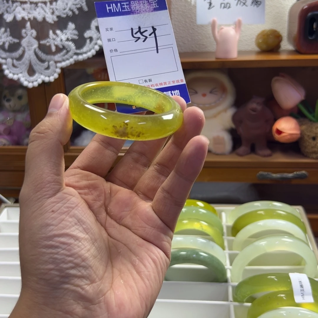 蛇纹石玉未镶嵌手镯290