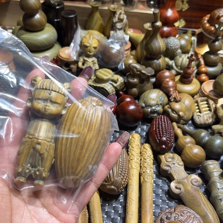 维腊木（绿檀）宝**乖