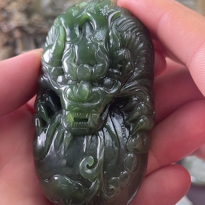 和田玉（糖玉）未镶嵌挂件