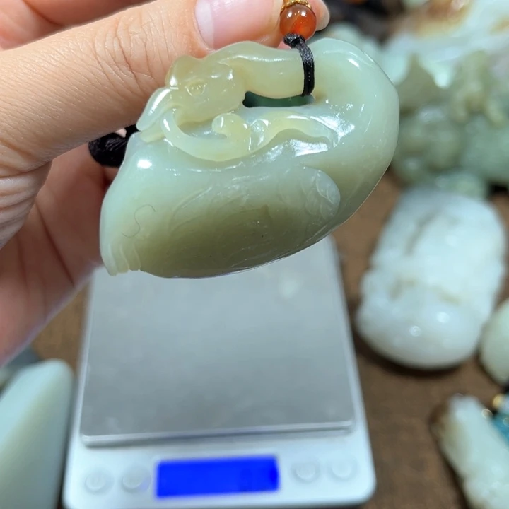 【闪购商品】和田玉未镶嵌颈饰