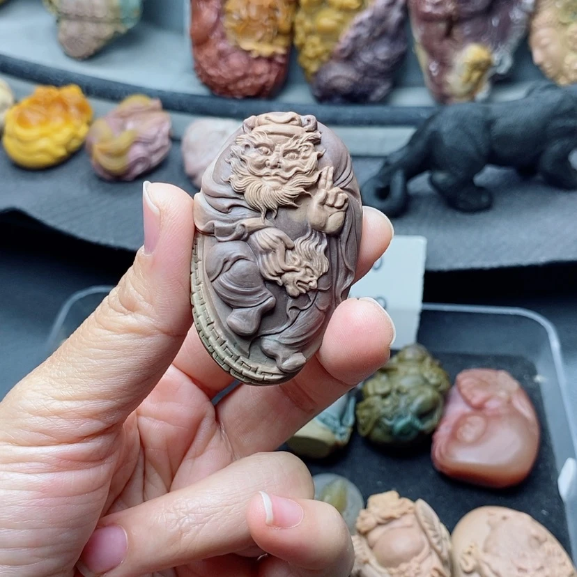 【闪购商品】定制石英质玉吊坠未镶嵌