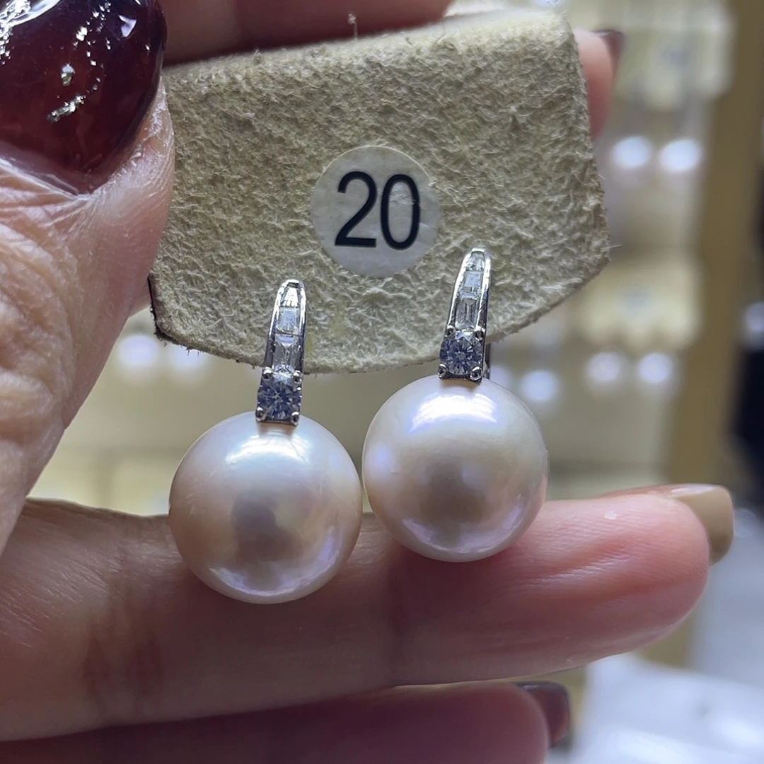 银S925镶嵌淡水珍珠耳饰