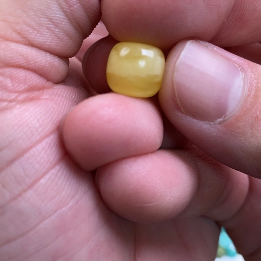 骑***阳蜜蜡未镶嵌裸石配饰