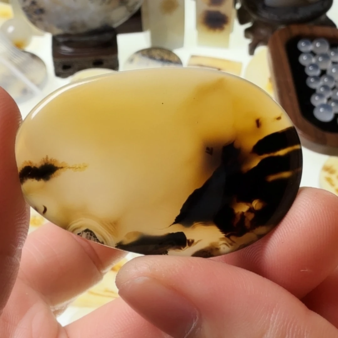 玛瑙/玉髓未镶嵌珠宝半成品