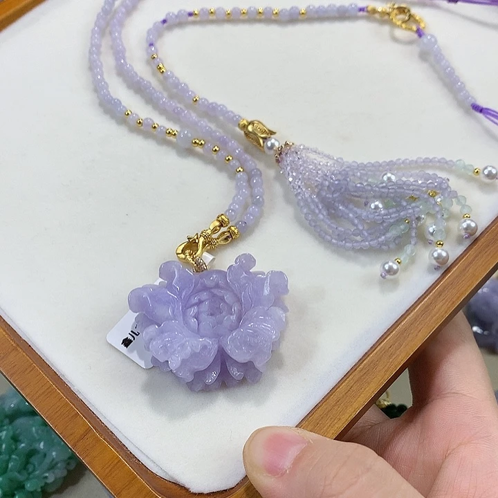 翡翠未镶嵌颈饰翡翠吊坠