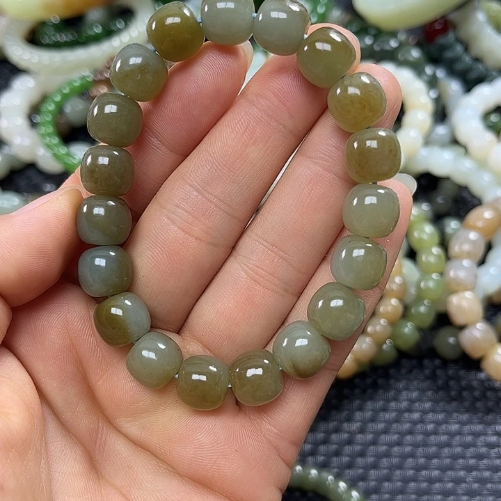 和田玉未镶嵌手链