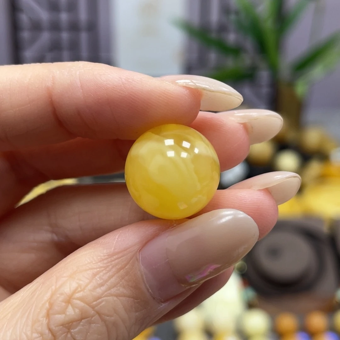 琥珀裸石未镶嵌15.0mm微瑕