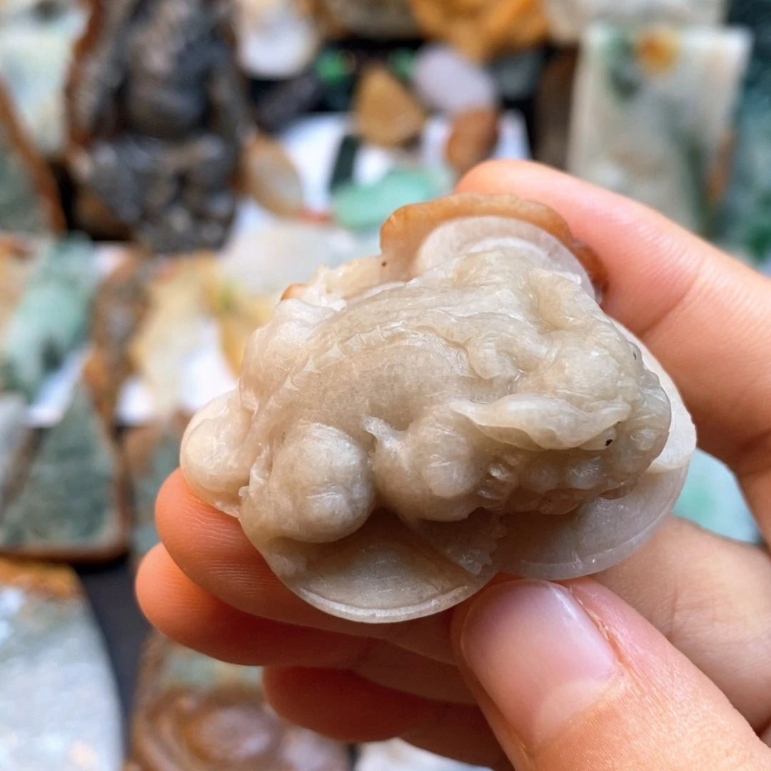 定制翡翠未镶嵌特色a货翡翠