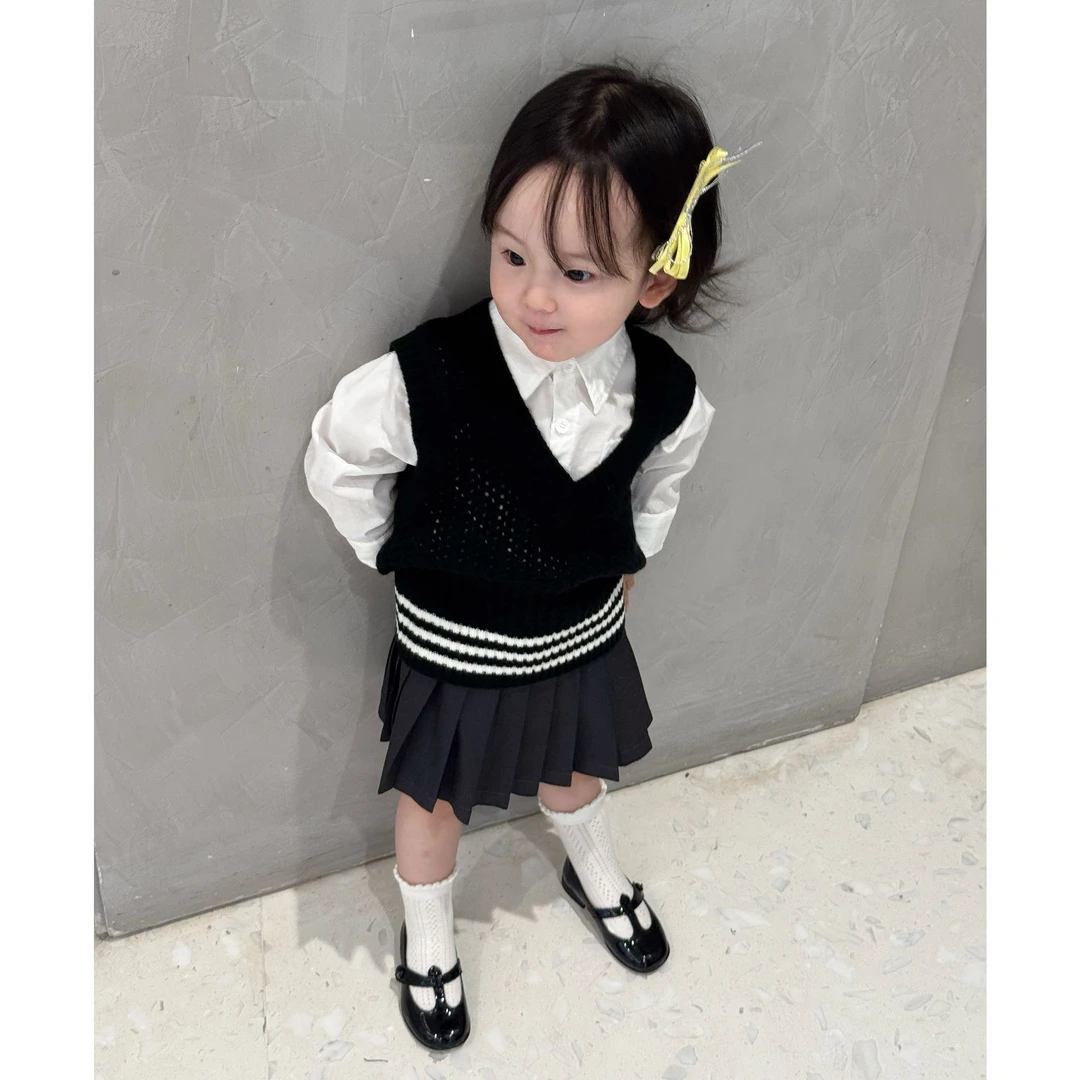 甜小七25女童早秋新款韩版休闲学院风纯色衬衫毛线马甲百褶裙套装