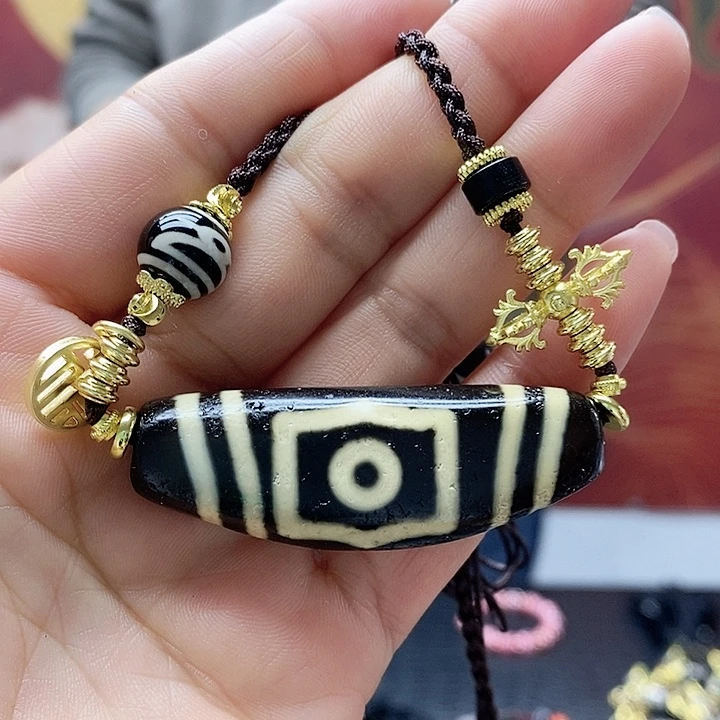 玛瑙/玉髓合金颈饰