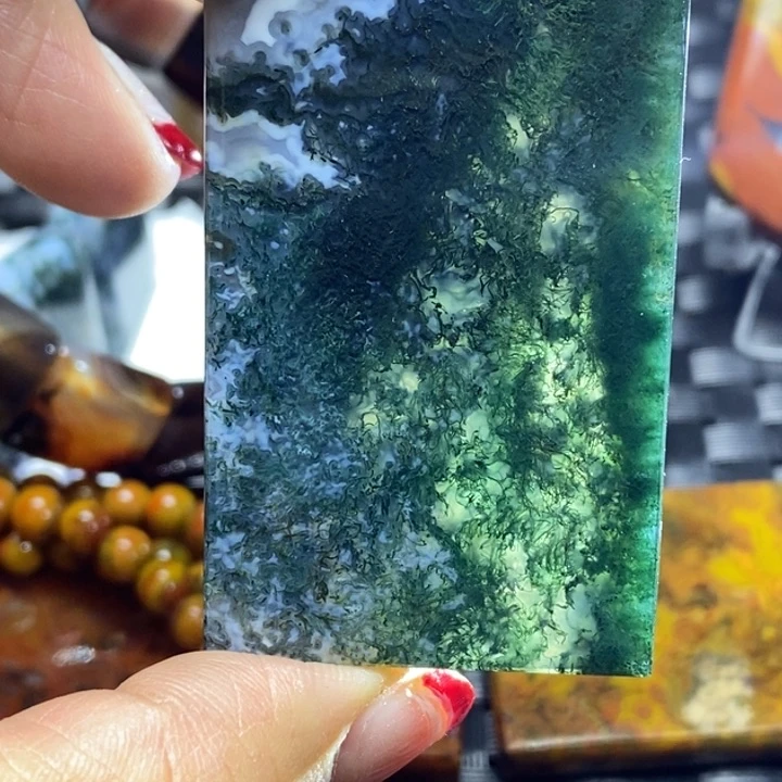 玛瑙/玉髓颈饰足银镀金镶嵌小****河