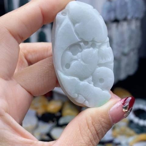 翡翠颈饰未镶嵌翡翠