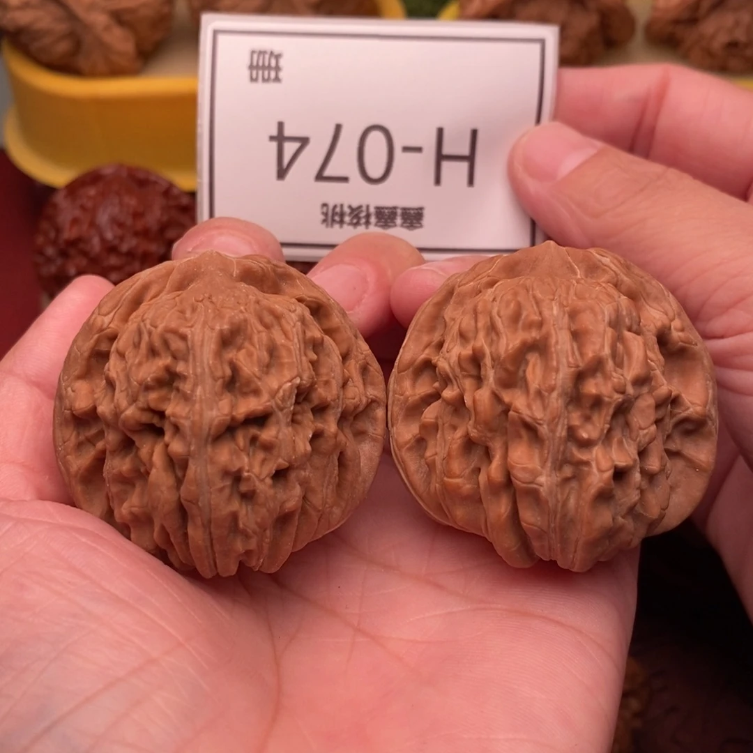 文玩核桃把件山地楼42