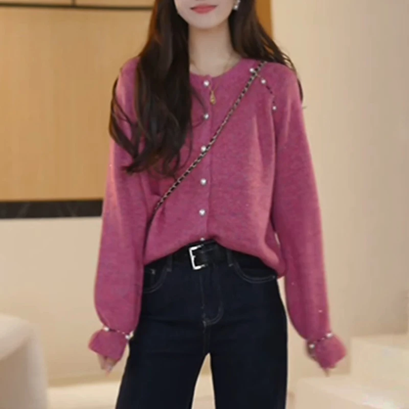 设计感荷叶袖钉珠毛衣外套女2025新款秋冬穿搭针织开衫高级感上衣