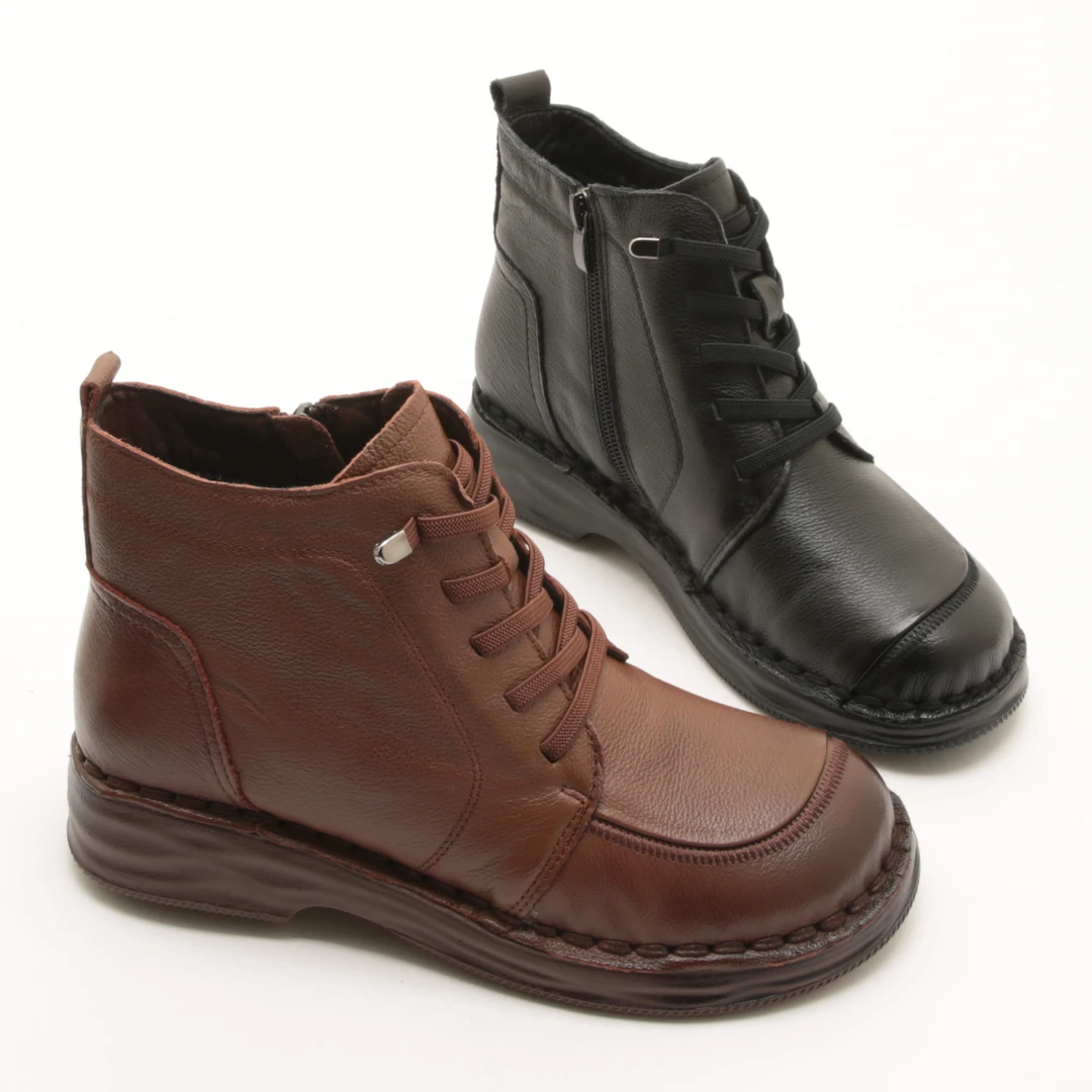 5610冬季新款松紧一脚蹬妈妈棉鞋加绒防滑保暖软底马丁短靴