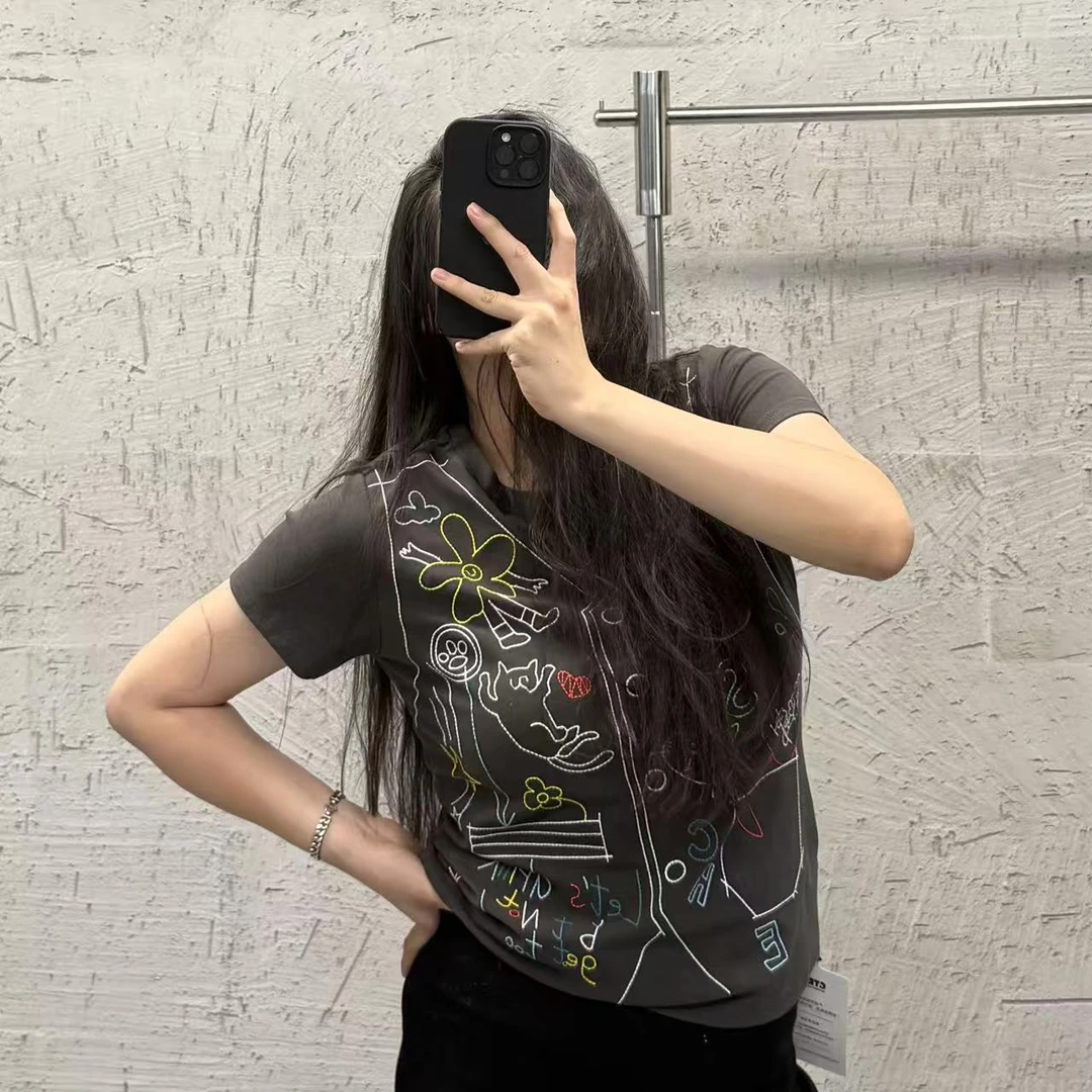 《夏季清仓福利》小马甲刺绣短袖大码女装夏季显瘦修身百搭舒适T恤
