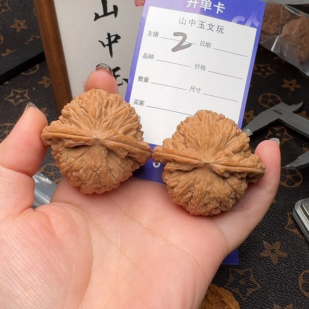 螺***家把件文玩核桃45白狮子2