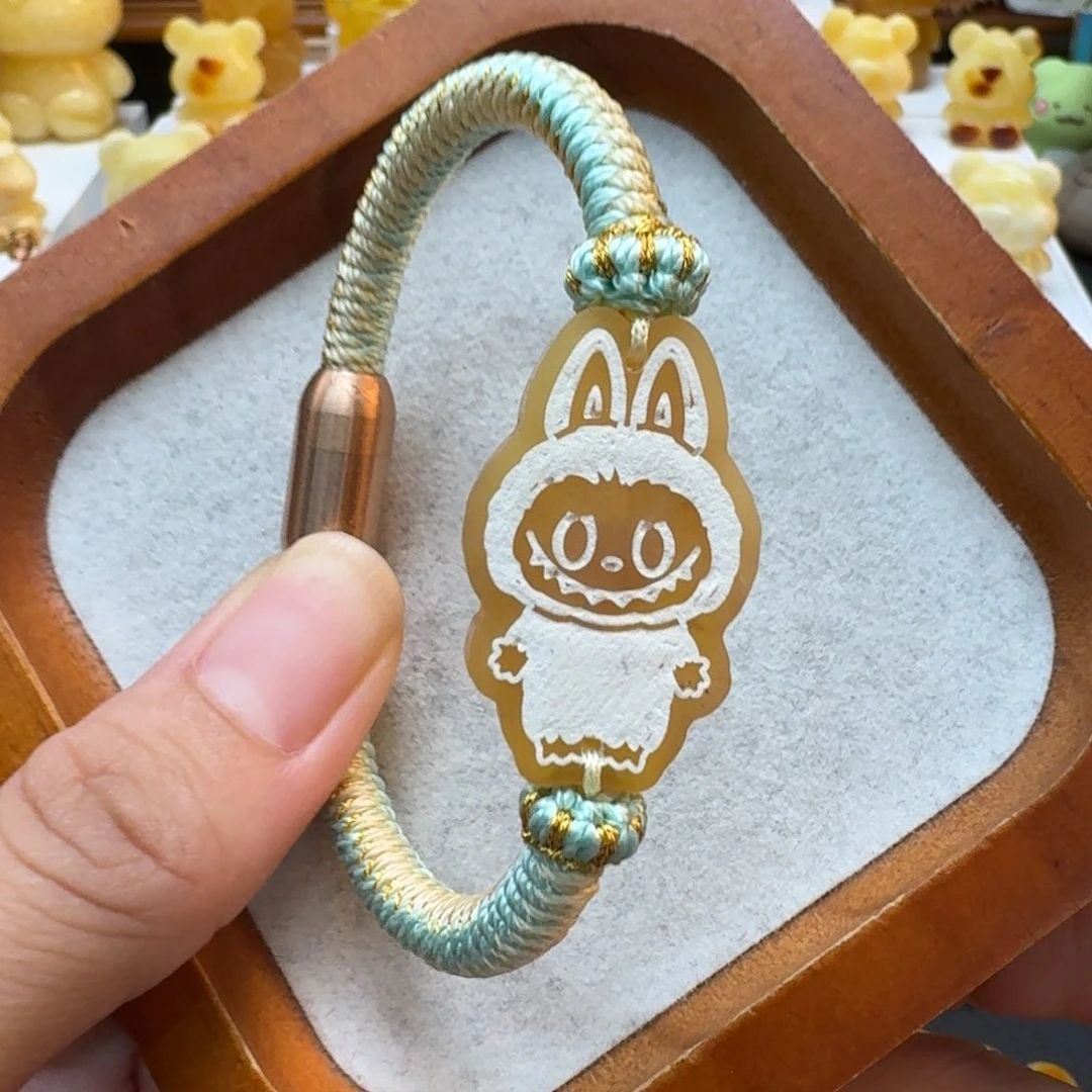 未镶嵌琥珀珠宝奇石
