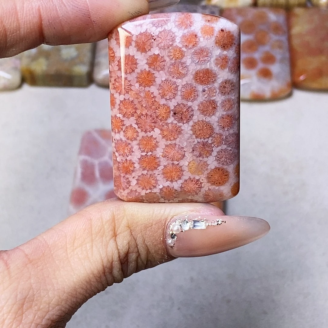 合金颈饰硅化玉用****1