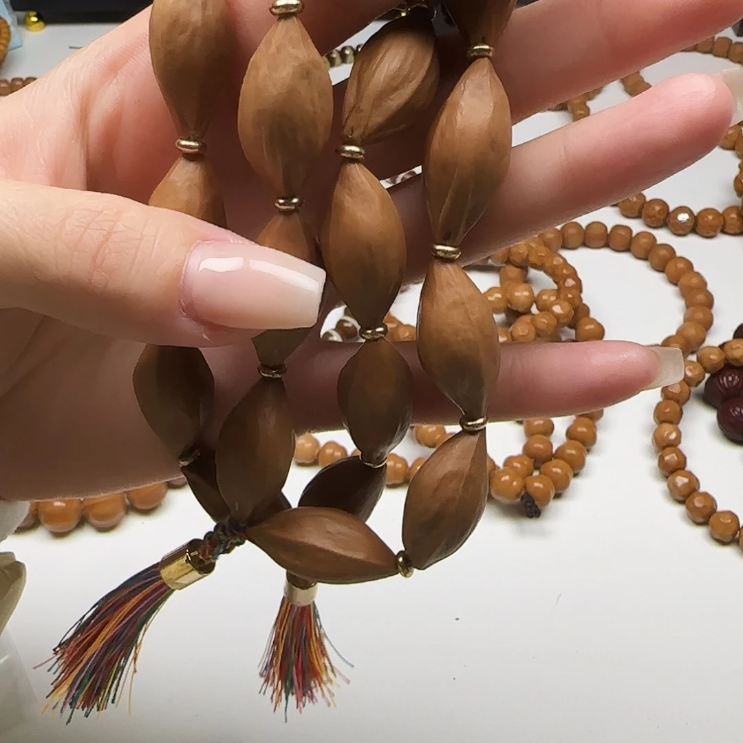 大叶紫檀（黑酸枝木类）