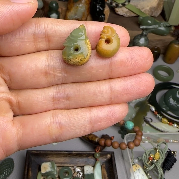 玉龙宝精美手工雕刻
