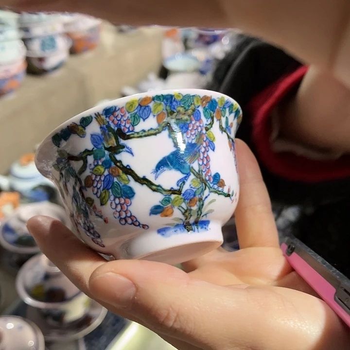 瓷片景德镇陶瓷杯子。红西西。