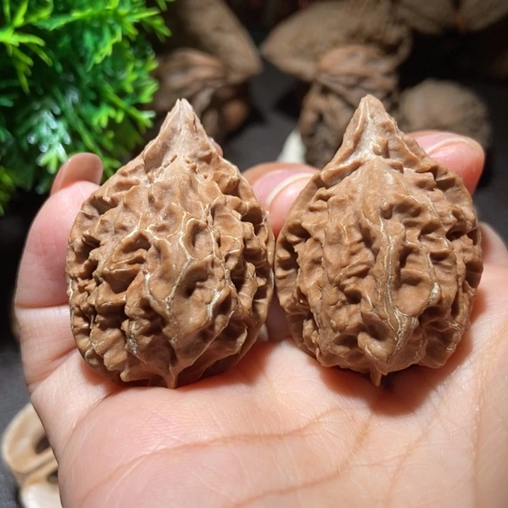 把件文玩核桃东北楸子小雪32