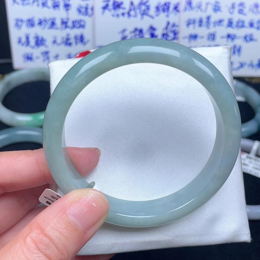 翡翠未镶嵌手镯015