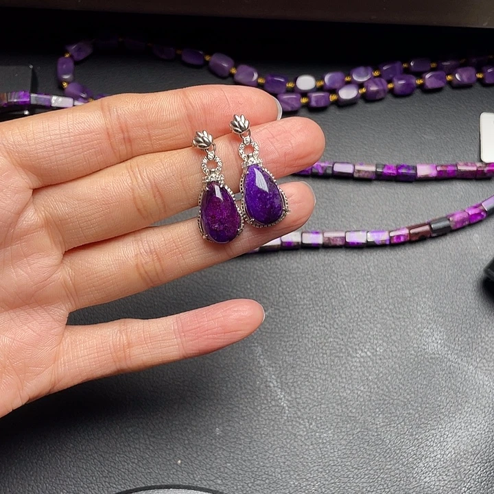 苏纪石（舒俱来）银S925镶嵌耳环