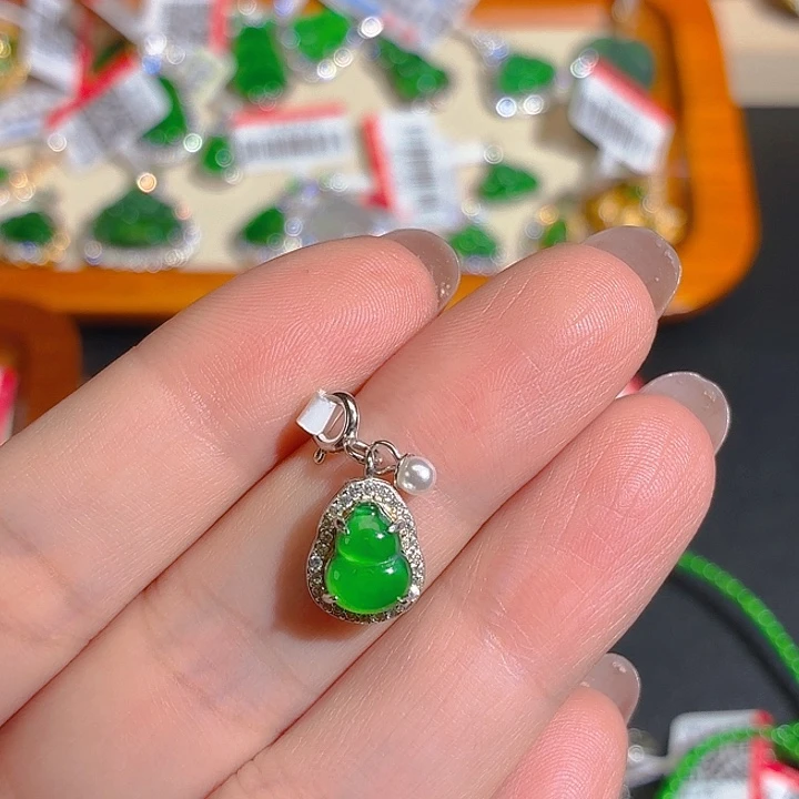 翡翠足银镶嵌颈饰福利ps48