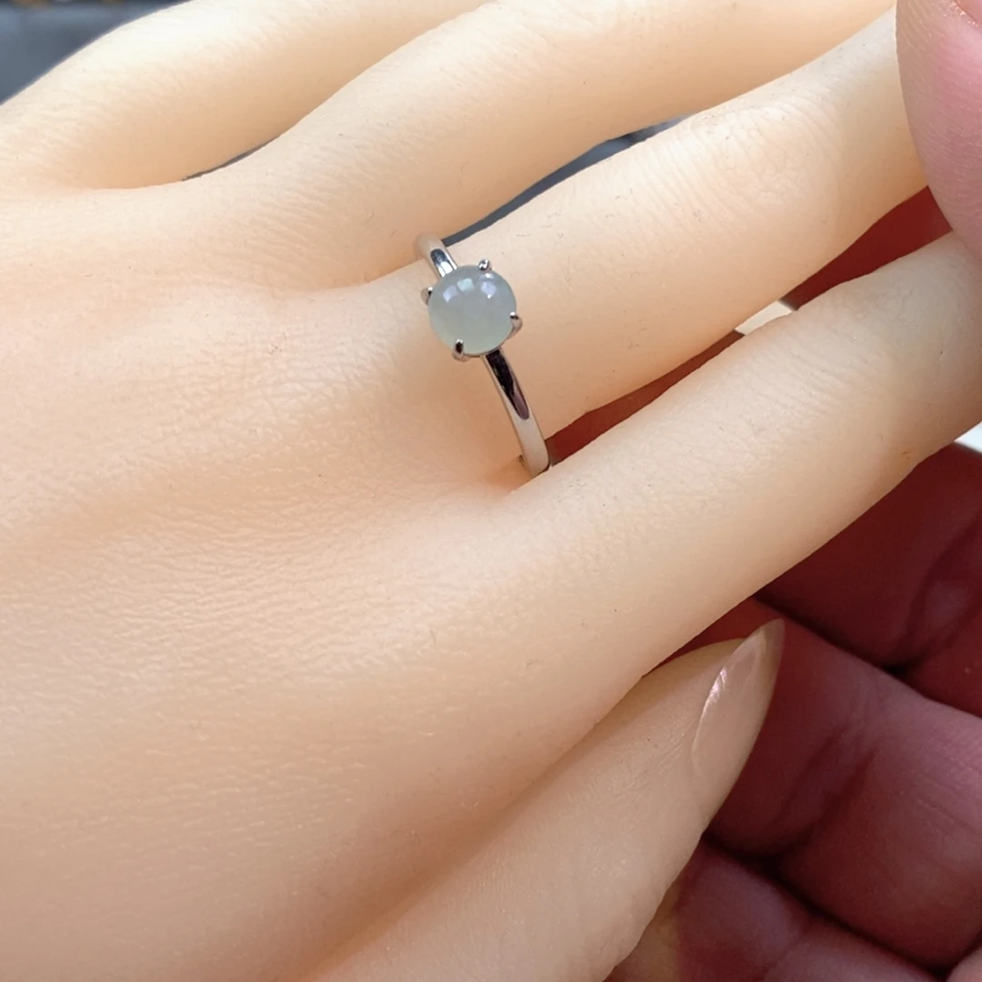 翡翠未镶嵌戒指翡翠