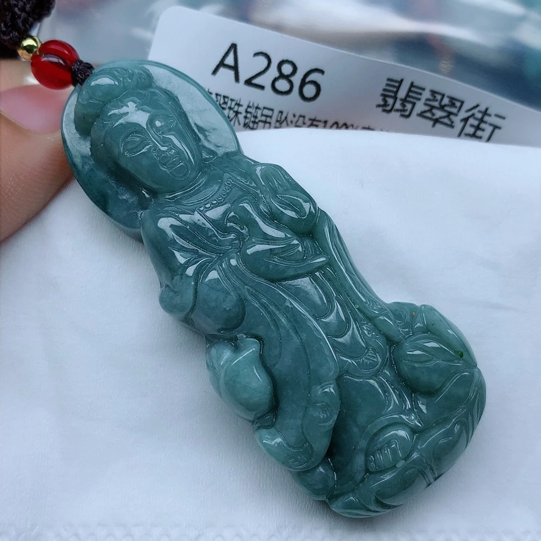 翡翠颈饰未镶嵌牌子