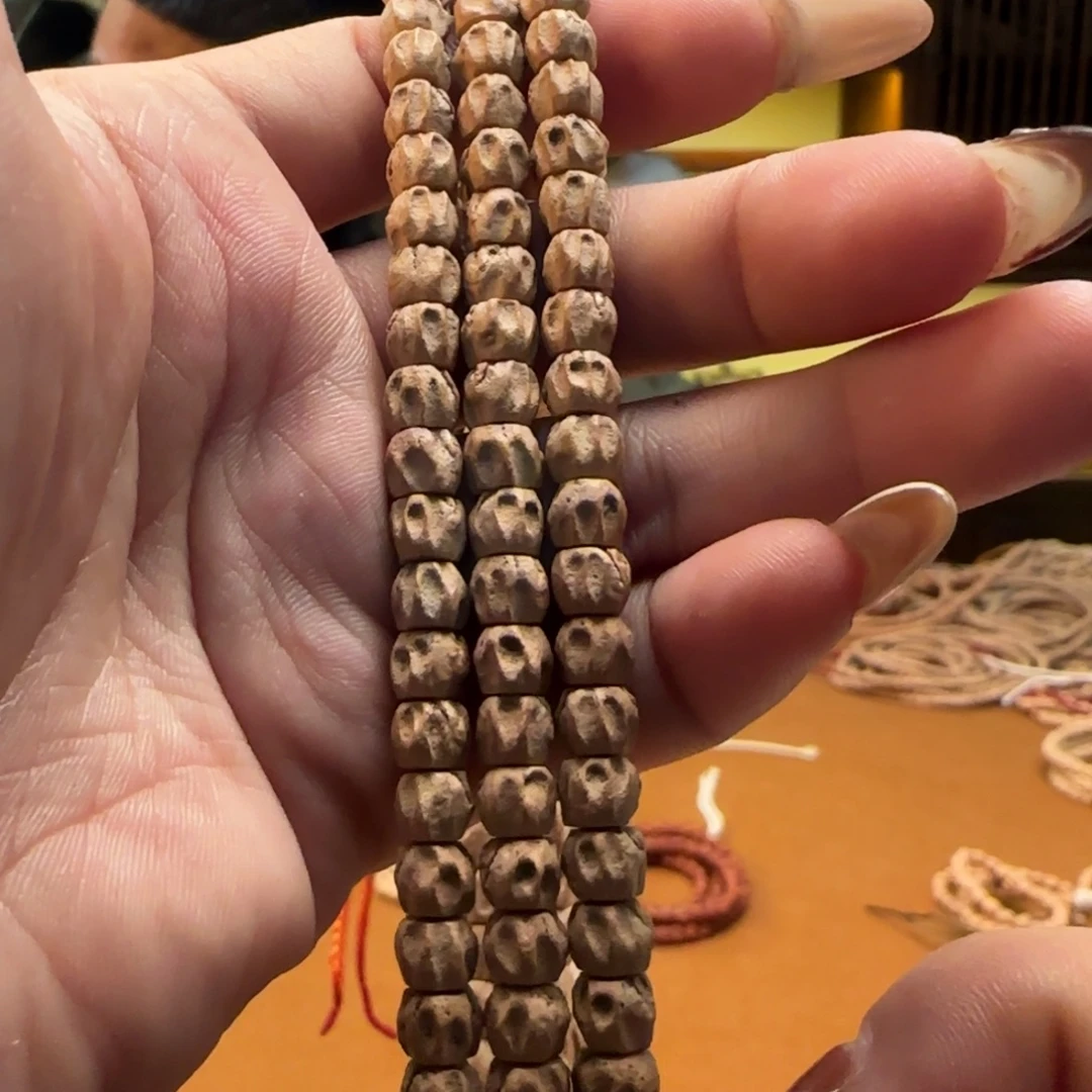 手串柏香籽/百香籽方鬼7左右