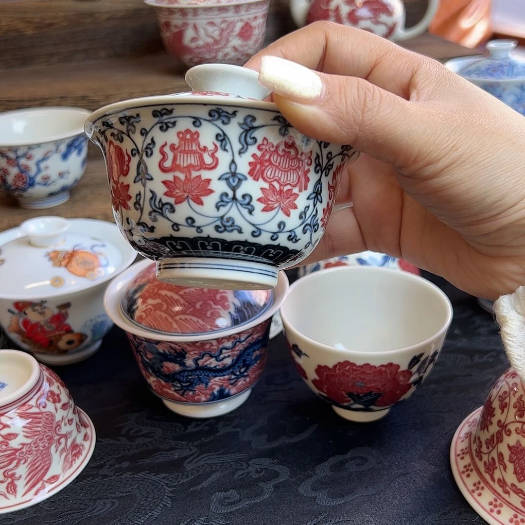 Y正绎堂莲托八宝盖碗