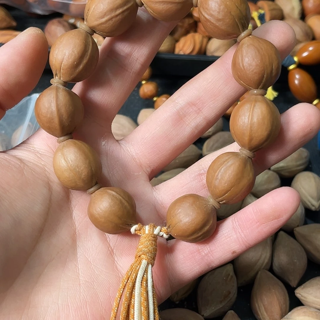 吊坠橄榄核碧**月11111111111