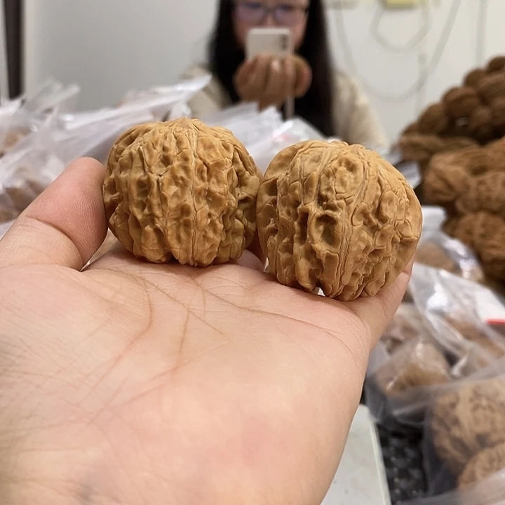 文玩核桃吊坠门墩40
