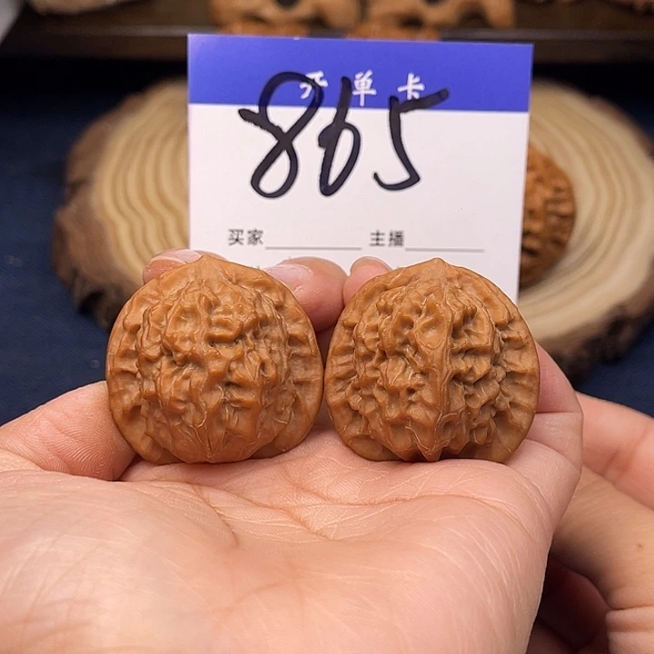 稍***逝文玩核桃把件瓷娃娃36尺