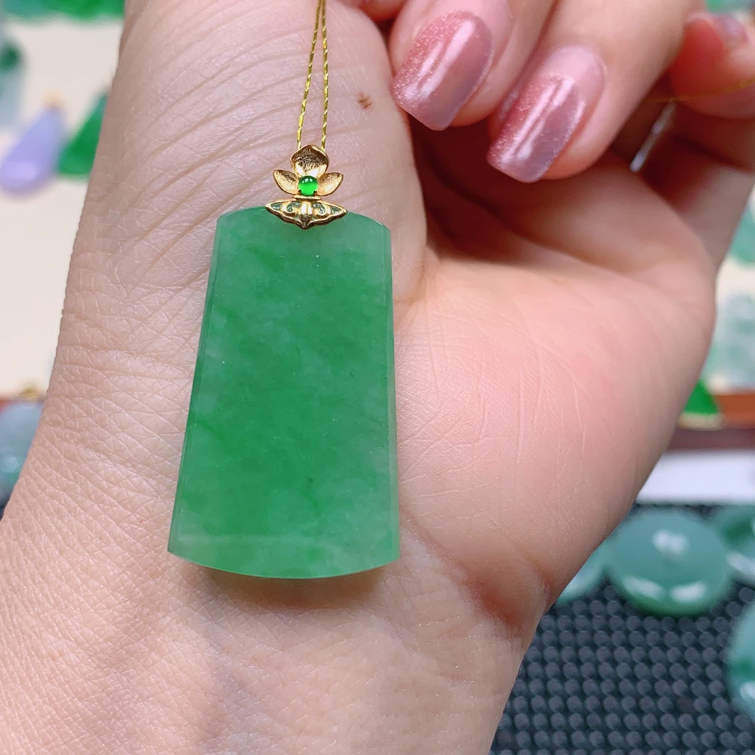 缅甸天然A货翡翠，满绿无事牌 编号44/321尺寸33-19.9-3.3