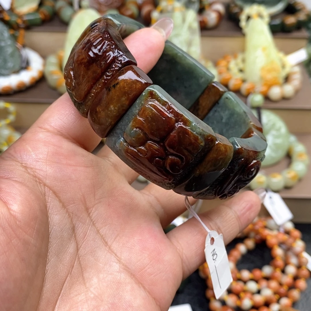 大***8透闪石质玉未镶嵌手串