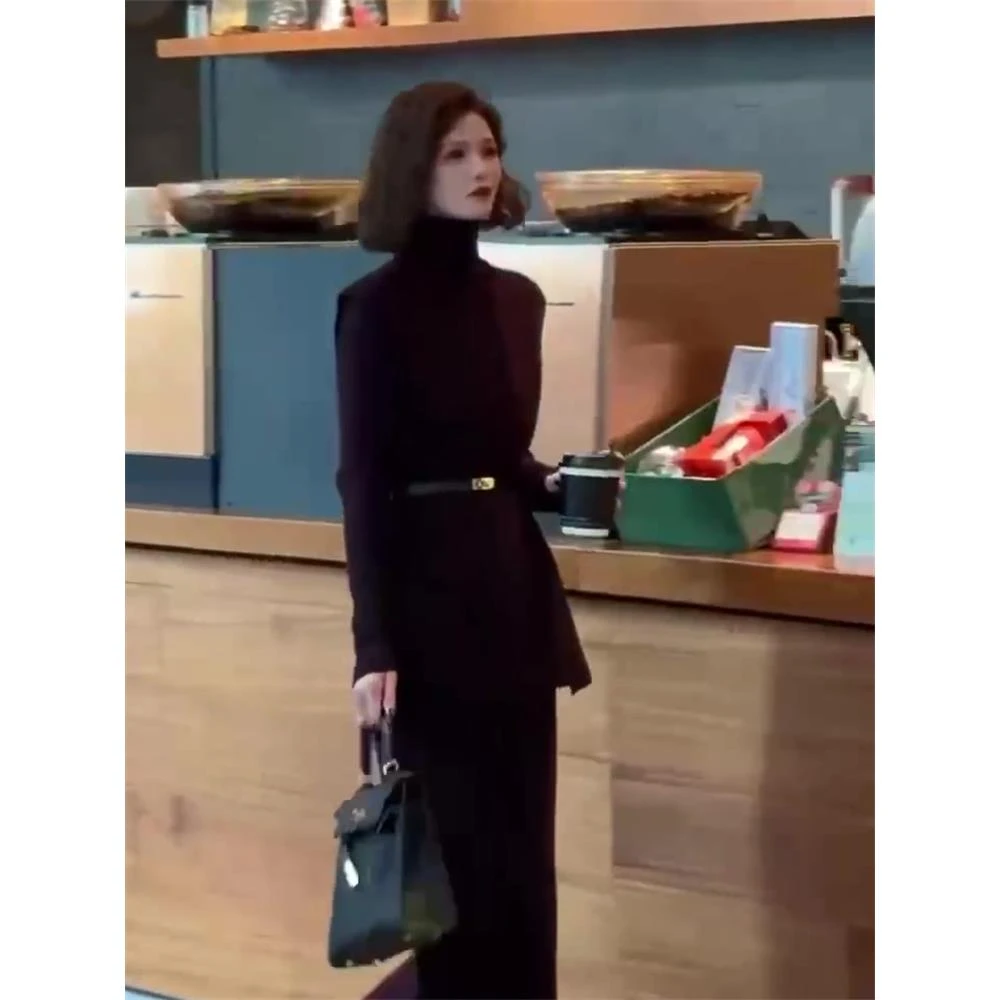 网红同款时尚三件套女冬季简约内搭上衣收腰显瘦马甲半身裙套装潮