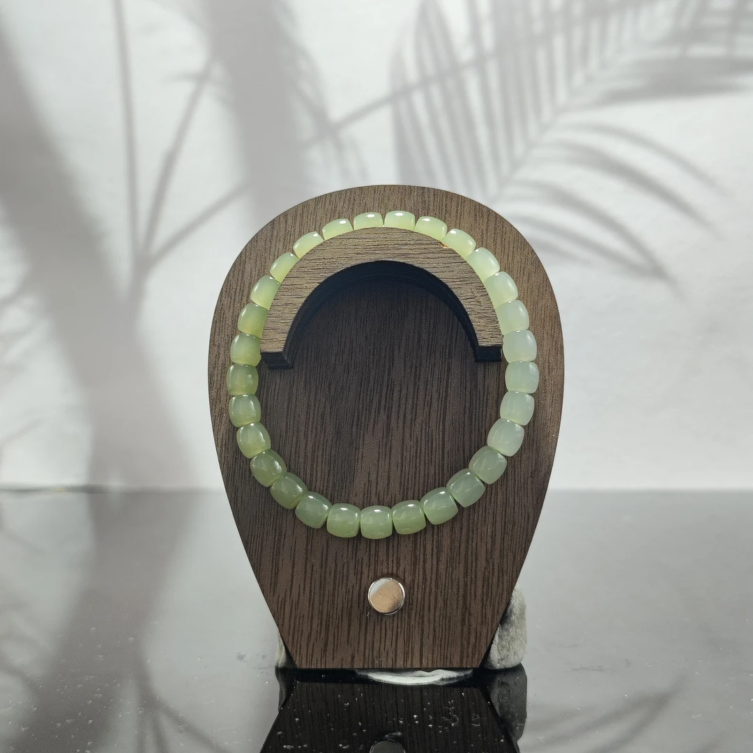 J和田玉渐变桶珠手串（卡7）3364