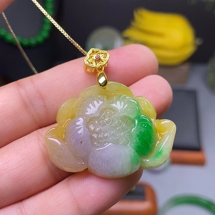 吊坠(赠链)未镶嵌翡翠