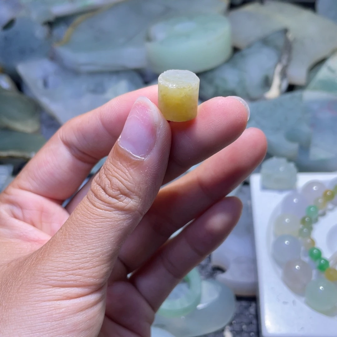定制翡翠未镶嵌珠子